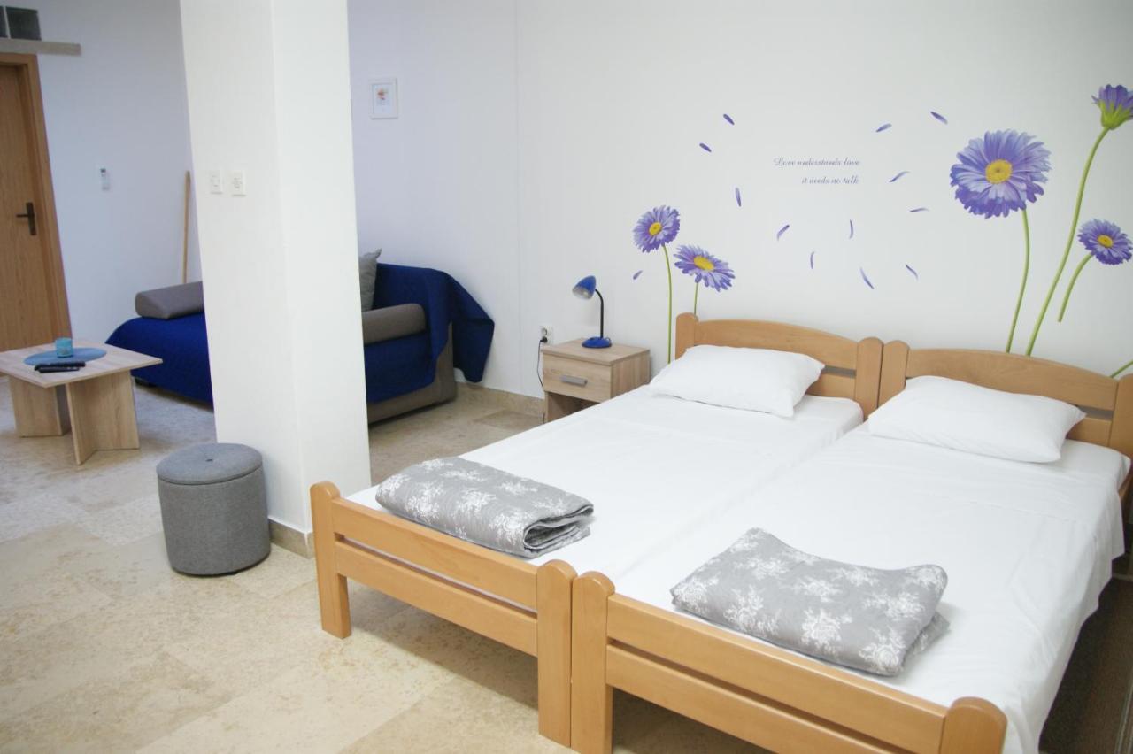 PUY Apartman Ivana מראה חיצוני תמונה